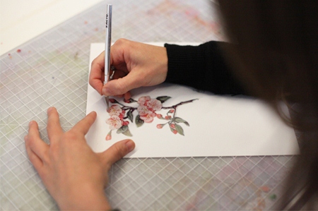 Dính chặt lọ, hoa đào chờ ngóng xuân - 2