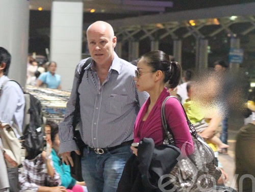 Thu Minh cùng chồng sang Châu Âu - 2