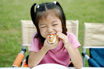 Lập kế hoạch giúp trẻ #039;hứng#039; ăn hơn - 1