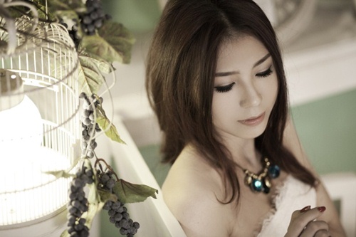 Thủy Đặng đẹp mơ màng khi thành cô dâu - 12