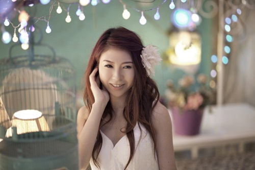 Thủy Đặng đẹp mơ màng khi thành cô dâu - 7