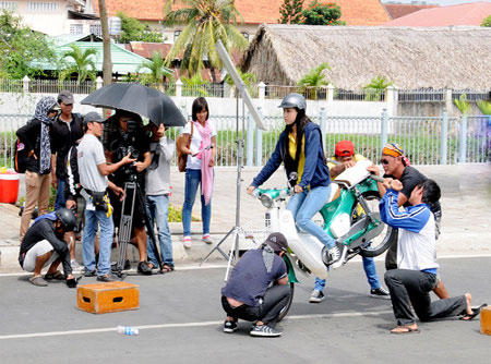 Phim Tết 2013: #039;Thảm họa#039; có gọi tên Phước Sang? - 6