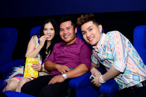 Lý Nhã Kỳ mời fan xem Mùa hè lạnh - 8