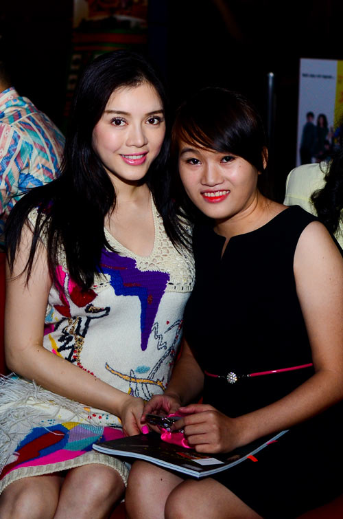 Lý Nhã Kỳ mời fan xem Mùa hè lạnh - 10