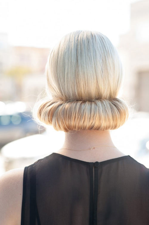 2 mẫu tóc búi thanh lịch cho nữ công sở - 1