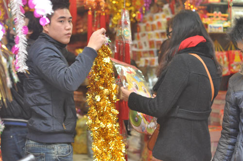 Thị trường ông Công, ông Táo sốt giá - 5