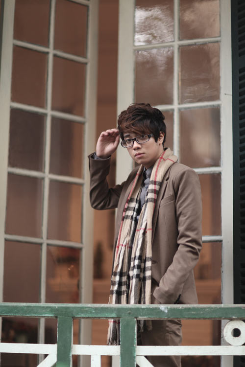 Bùi Anh Tuấn lãng đãng trong quot;phố không mùaquot; - 5