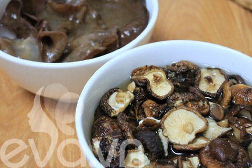 Tết đãi khách món giò gà xào nấm - 2