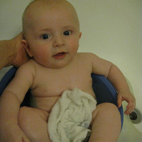 Sự phát triển của bé từ 13-16 tuần tuổi