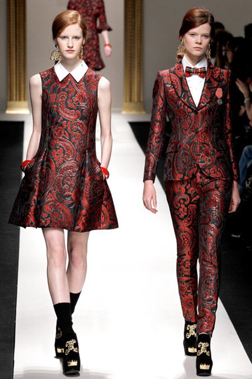 #039;Phát sốt#039; với sọc kẻ ô vuông của Moschino - 19