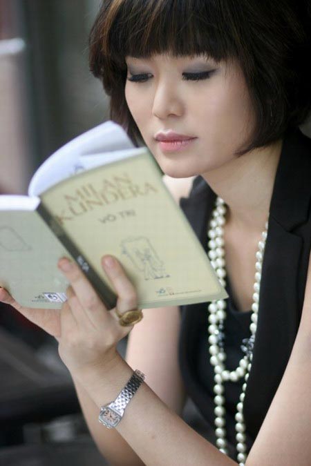 Những kiều nữ showbiz có tài viết lách - 8