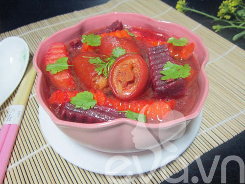 Canh đuôi lợn nấu củ dền thơm ngon - 9