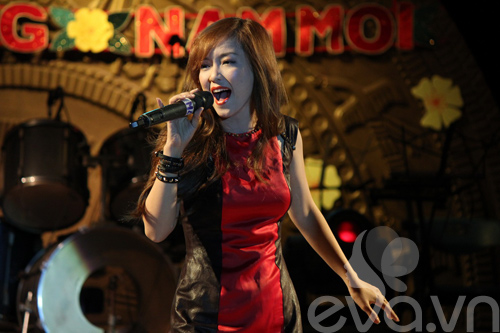 Hiền Thục, Lệ Quyên đẹp ngọt ngào ngày 8/3 - 4