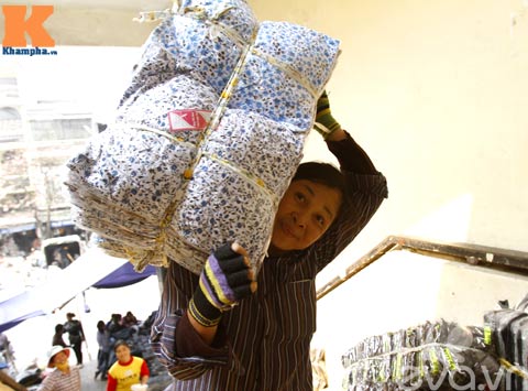 Buồn tủi những người phụ nữ không có ngày 8/3 - 4