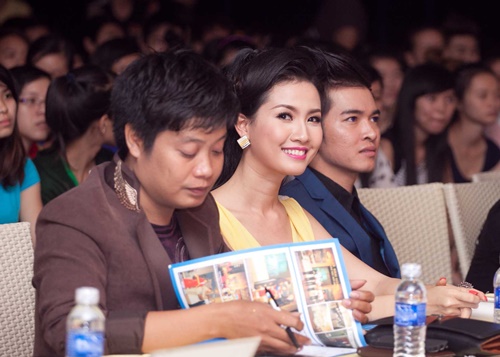 Phan Thị Mơ đắt show làm giám khảo sắc đẹp - 5