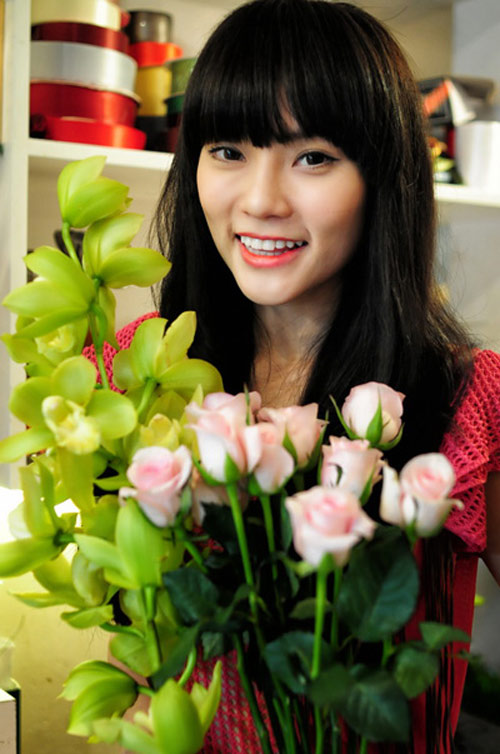 Ngọc Hân mũm mĩm, Thủy Tiên thon gọn - 17
