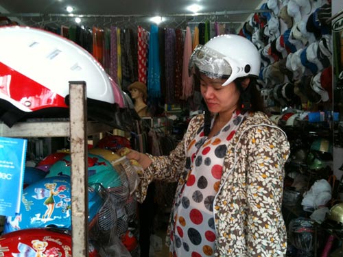Mũ bảo hiểm “xịn” sẽ không lên “cơn sốt” - 2