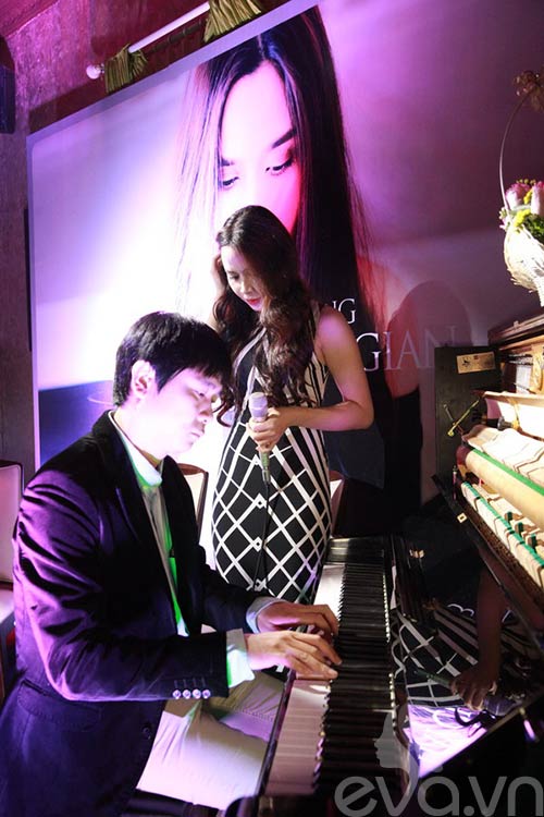 Lưu Hương Giang quot;đuổiquot; chồng vì quay cảnh nhạy cảm - 3