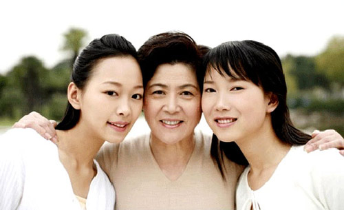 ‘Sao chị không bớt xinh cho em đỡ khổ?’ - 2