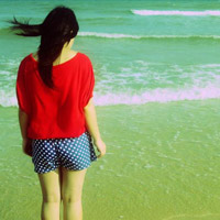 Muốn quên anh, em tìm về với biển