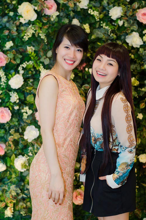 Trang Nhung, Trang Trần lộ eo #039;nghiệp dư#039; - 13