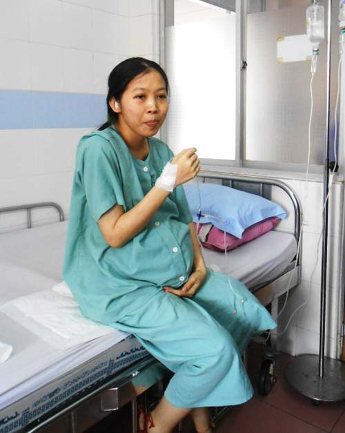 Niềm vui vỡ òa của người mẹ sinh 5 cháu nhỏ - 1