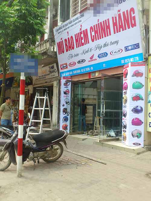 Loạn giá mũ bảo hiểm “xịn” - 2