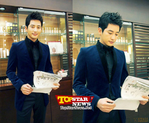 Soi vest đẳng cấp của Park Shi Hoo - 15