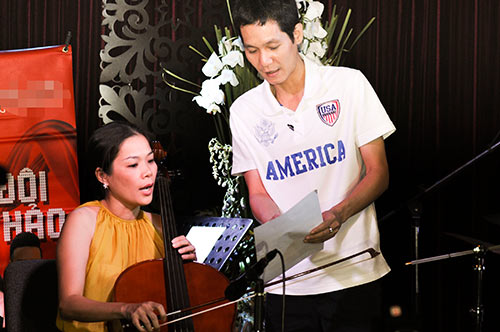 Cát Phượng - Phan Đinh Tùng đứng im tập hát - 12