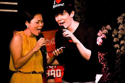 Cát Phượng - Phan Đinh Tùng đứng im tập hát - 4