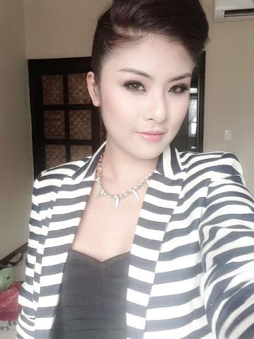 Thủy Top đẹp như nữ thần - 8