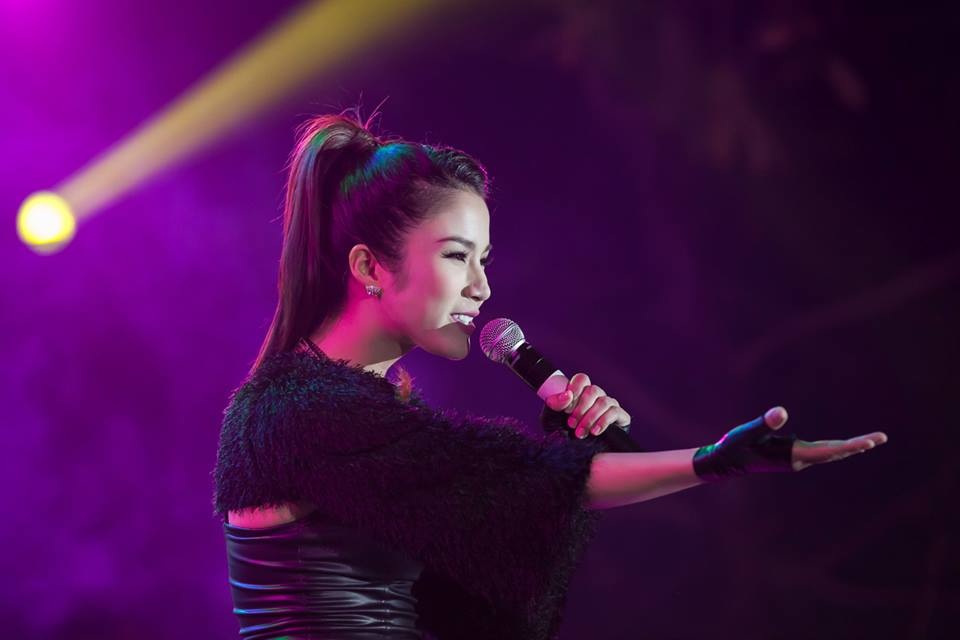 Diệp Lâm Anh đem hit mới ra nước ngoài - 11