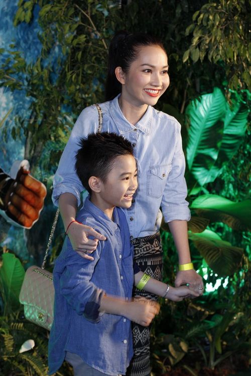 Con trai Cát Phượng ngày càng giống Thái Hòa - 9