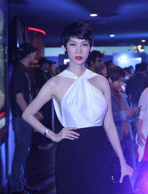 So độ thon gọn của Xuân Lan và Jennifer Phạm - 5