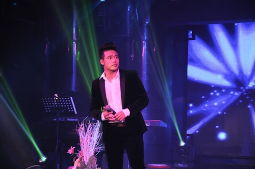 Ngọc Minh Idol gây sốt khi lái siêu xe đi diễn - 7