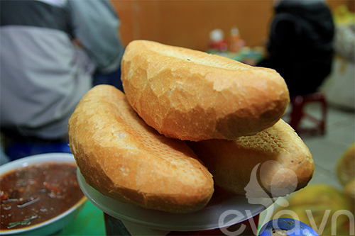Ngon khó cưỡng bánh mì sốt vang - 1