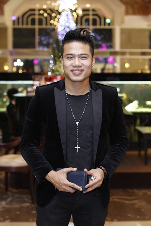 Hồ Quỳnh Hương khiến khán giả quot;nổi da gàquot; - 11