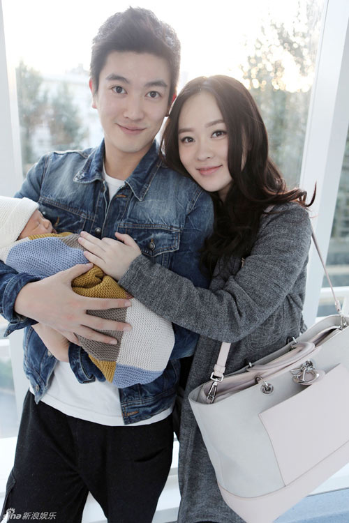 Hoắc Tư Yến khoe thân hình nuột nà sau sinh - 3