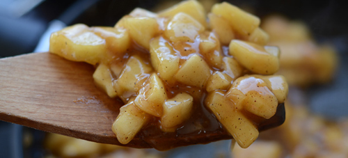 Bánh táo tẩm đường nóng hôi hổi - 4