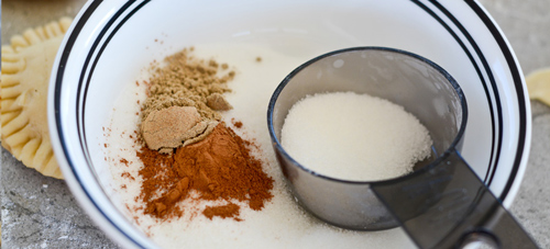 Bánh táo tẩm đường nóng hôi hổi - 11