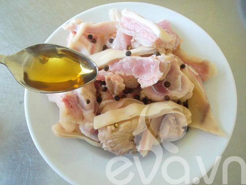 Thịt lợn nấu đông cho ngày Tết - 2