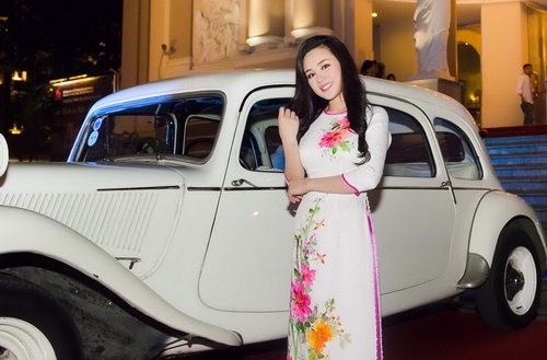 Vy Oanh đẹp như thiếu nữ Sài Gòn xưa - 2