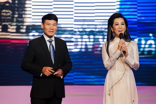 Vy Oanh đẹp như thiếu nữ Sài Gòn xưa - 8