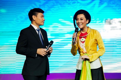 Vy Oanh đẹp như thiếu nữ Sài Gòn xưa - 10