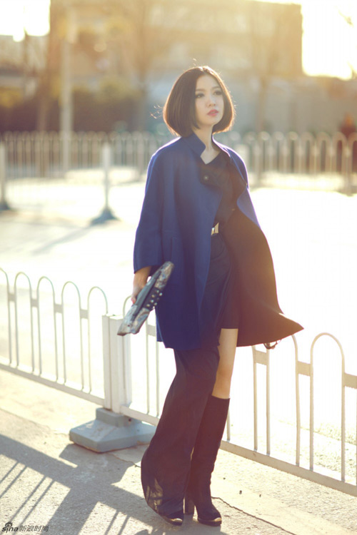 Gặp nàng tóc ngắn, mắt bồ câu sành điệu - 17