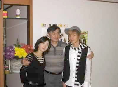 Bức thư cảm động bố Lee Teuk gửi con trai - 2