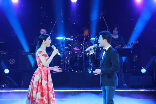 Hà Hồ quot;quằn quạiquot; thiêu đốt mọi ánh nhìn - 11