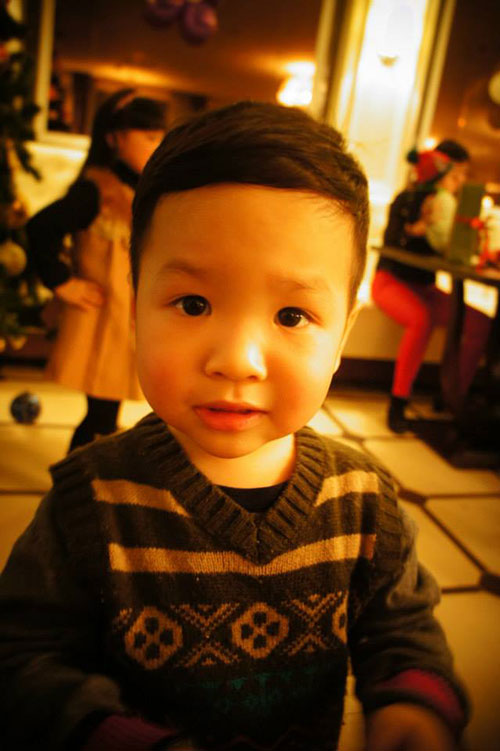 quot;Hâm mộquot; vẻ điển trai của con trai Đan Lê - 3