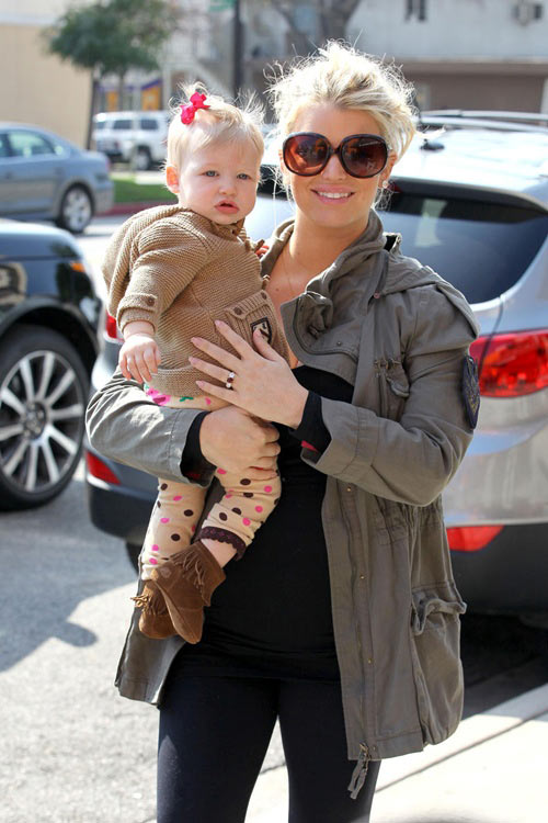 Jessica Simpson tuyên bố sẽ cưới trong năm nay - 2