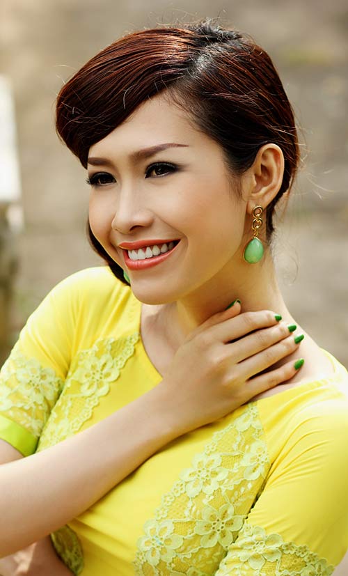 Phan Thu Quyên ấn tượng với gam vàng chanh - 11